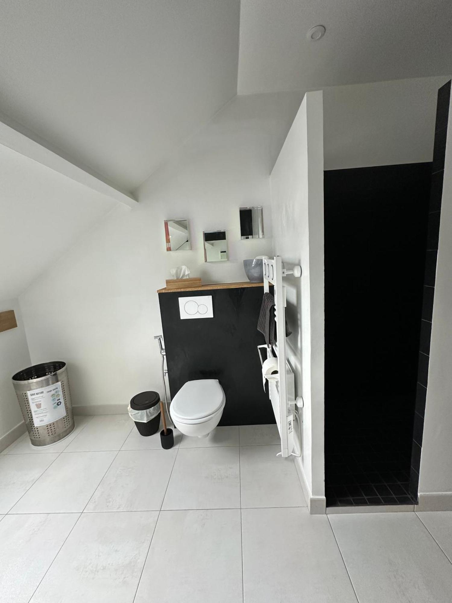 Les Persiennes Bed and Breakfast Auvers-sur-Oise Buitenkant foto
